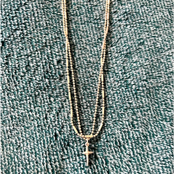 Cross Necklace - Picture 3 of 4